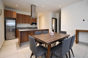 Modern Three-Bedroom Apartment with Terrace in Selvanova, Coto 8