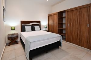 Modern Three-Bedroom Apartment with Terrace in Selvanova, Coto 8