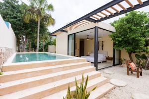 Contemporary Colonial Residence La Ermita