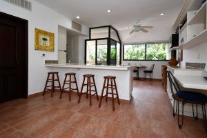 Royal Palms Condo