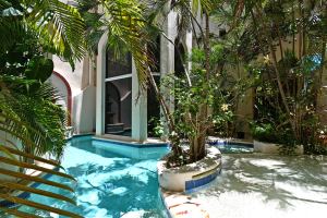 Royal Palms Condo