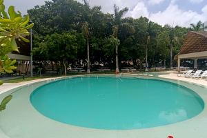 Prime Location & Family Amenities