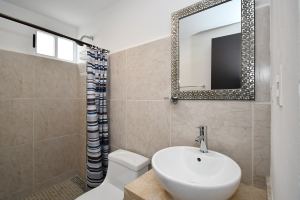 Secure Contemporary Comfort in Cancun