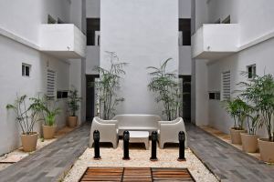 Secure Contemporary Comfort in Cancun