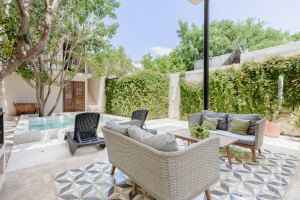 Private Colonial Oasis