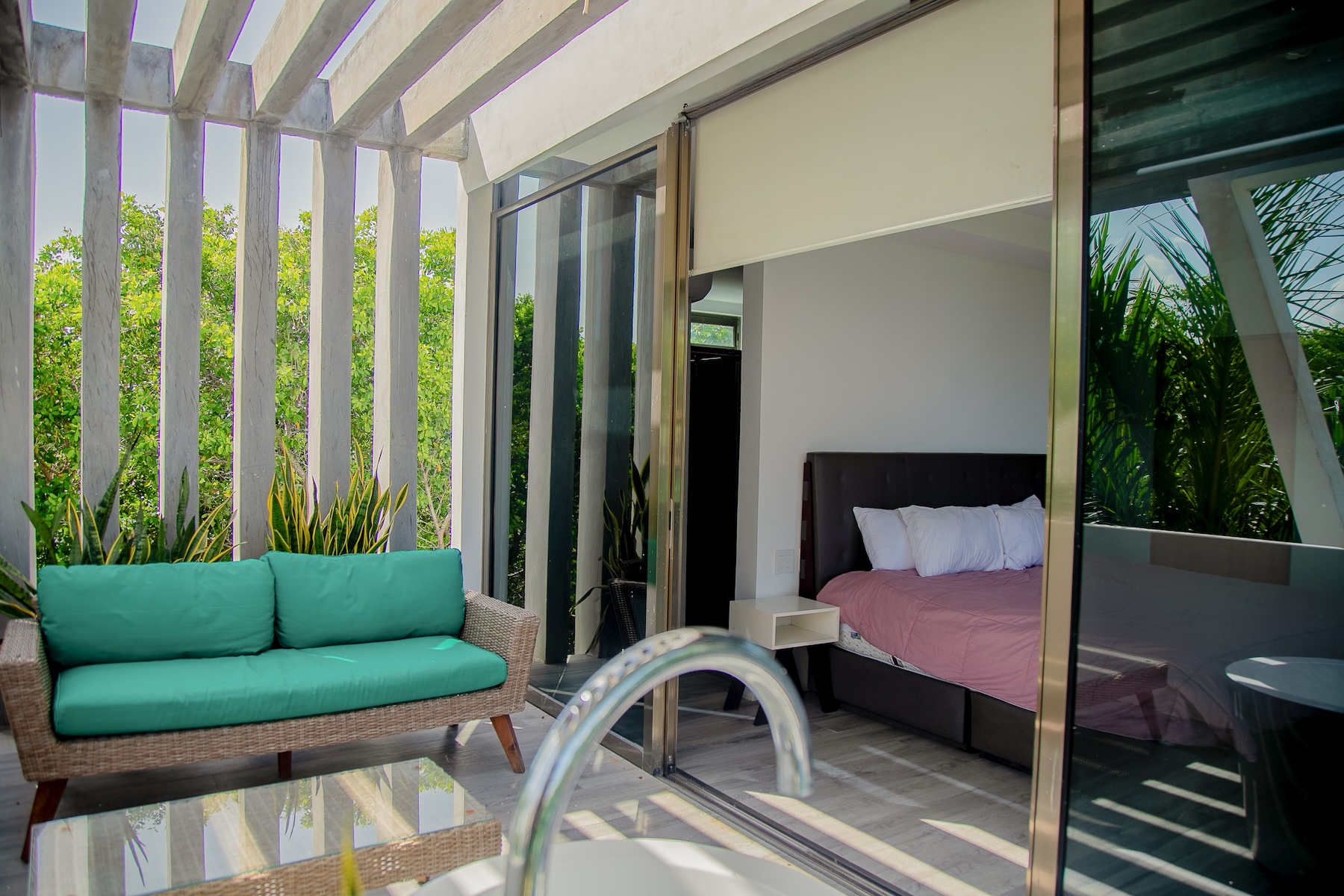 Tropical Living with Contemporary Design in Holbox Island