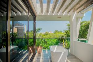 Tropical Living with Contemporary Design in Holbox Island