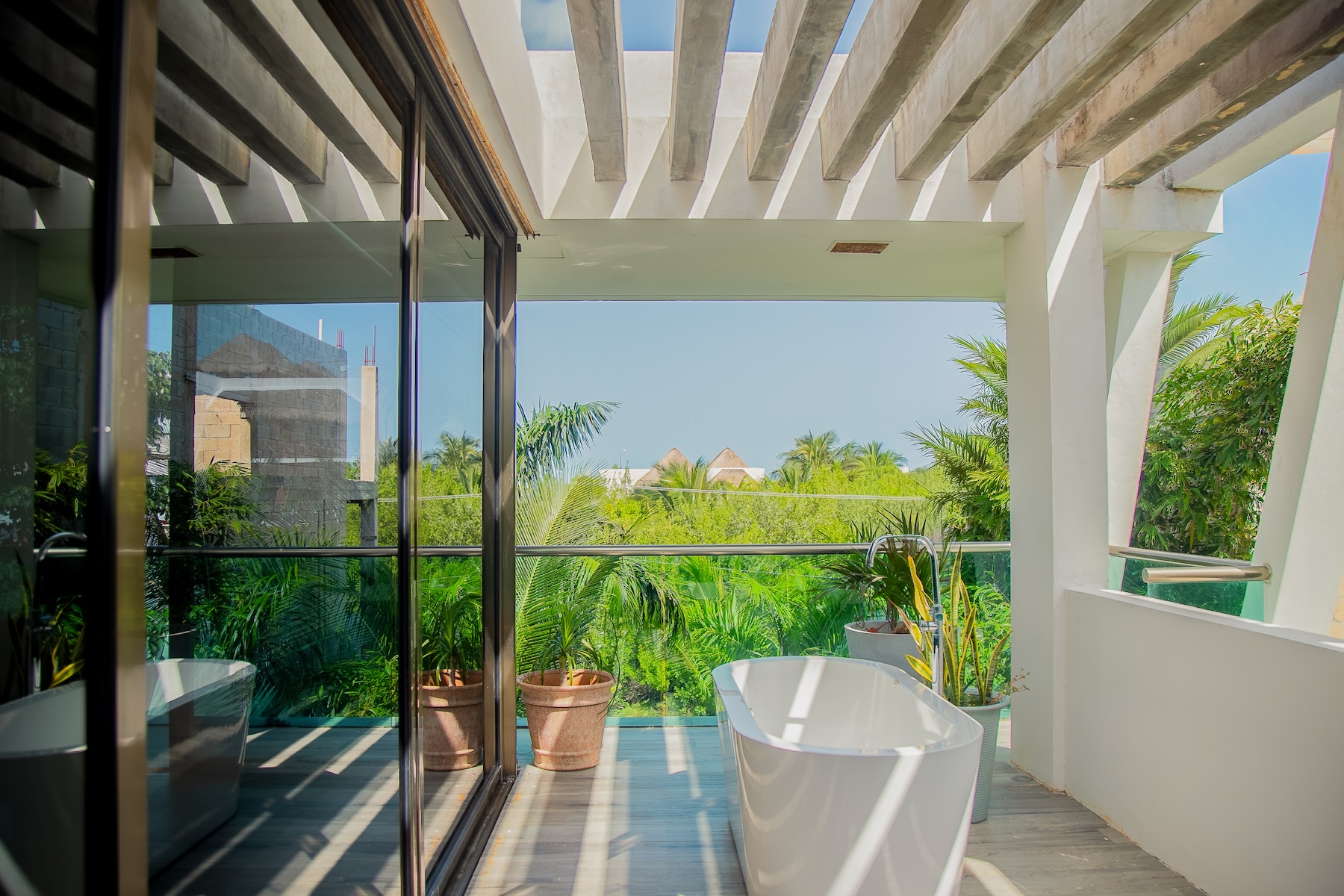 Tropical Living with Contemporary Design in Holbox Island