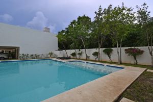 Modern Three-Bedroom Home in Selvanova Coto 3B