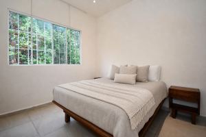 Modern Three-Bedroom Home in Selvanova Coto 3B