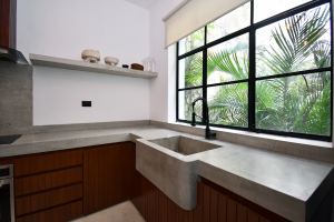 Casa Piedra | 3-Bedroom Townhouse – One Lock-Off