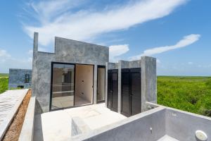 Villa Steps from the Sea in the Hotel Zone in Tulum