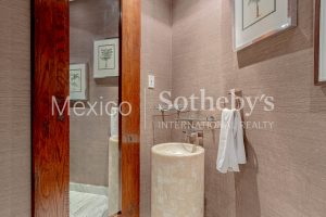 St Regis 2806
