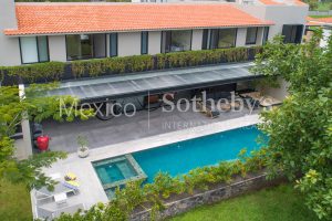 Paseo de las Flores Paraiso Country Club