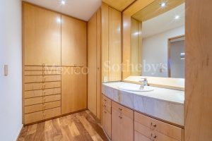 115 Luxury View