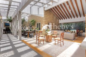 Casa los Encinos, Fairway