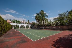 Casa Villas del Arco Palmira Cuernavaca.