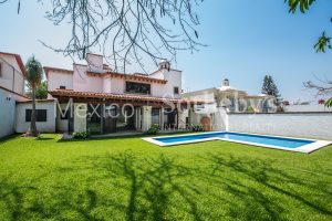 Casa Villas del Arco Palmira Cuernavaca.
