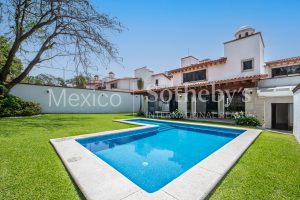 Casa Villas del Arco Palmira Cuernavaca.