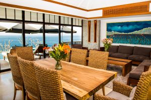 Los Agaves Banyan Tree